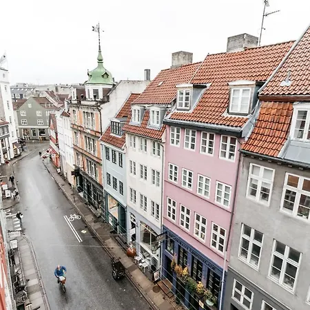 Apartment Perfect For Friends & Families 2 Bedroom In Cph