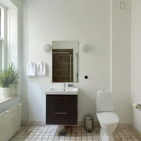 Perfect For Friends & Families 2 Bedroom In Cph