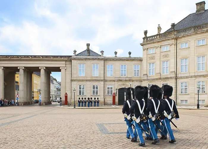 Perfect For Friends & Families 2 Bedroom In Cph *