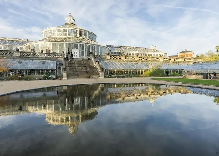 Apartment Perfect For Friends & Families 2 Bedroom In Cph