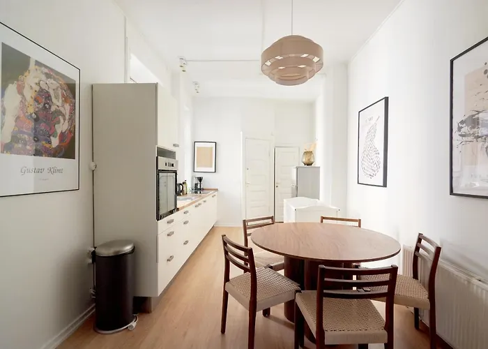 Perfect For Friends & Families 2 Bedroom In Cph *